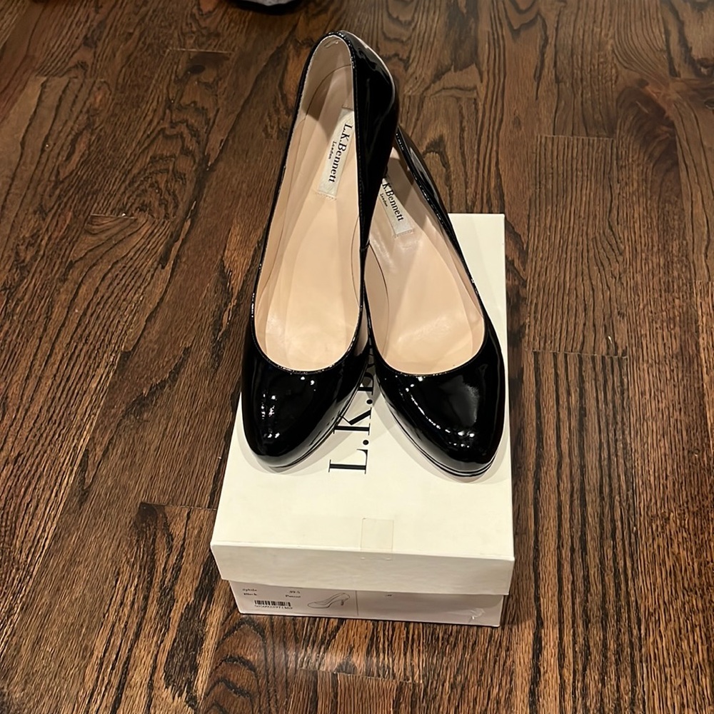 L.K. Bennett “Sybila” patent pump